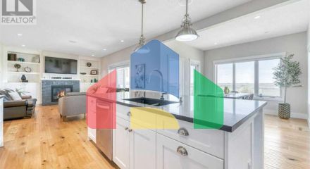 Residential - Single Family Home - Strathmore, Canada - Canada