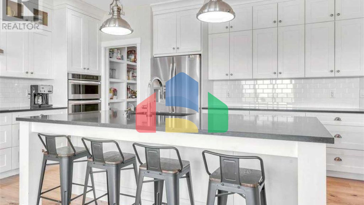 Residential - Single Family Home - Strathmore, Canada - Canada