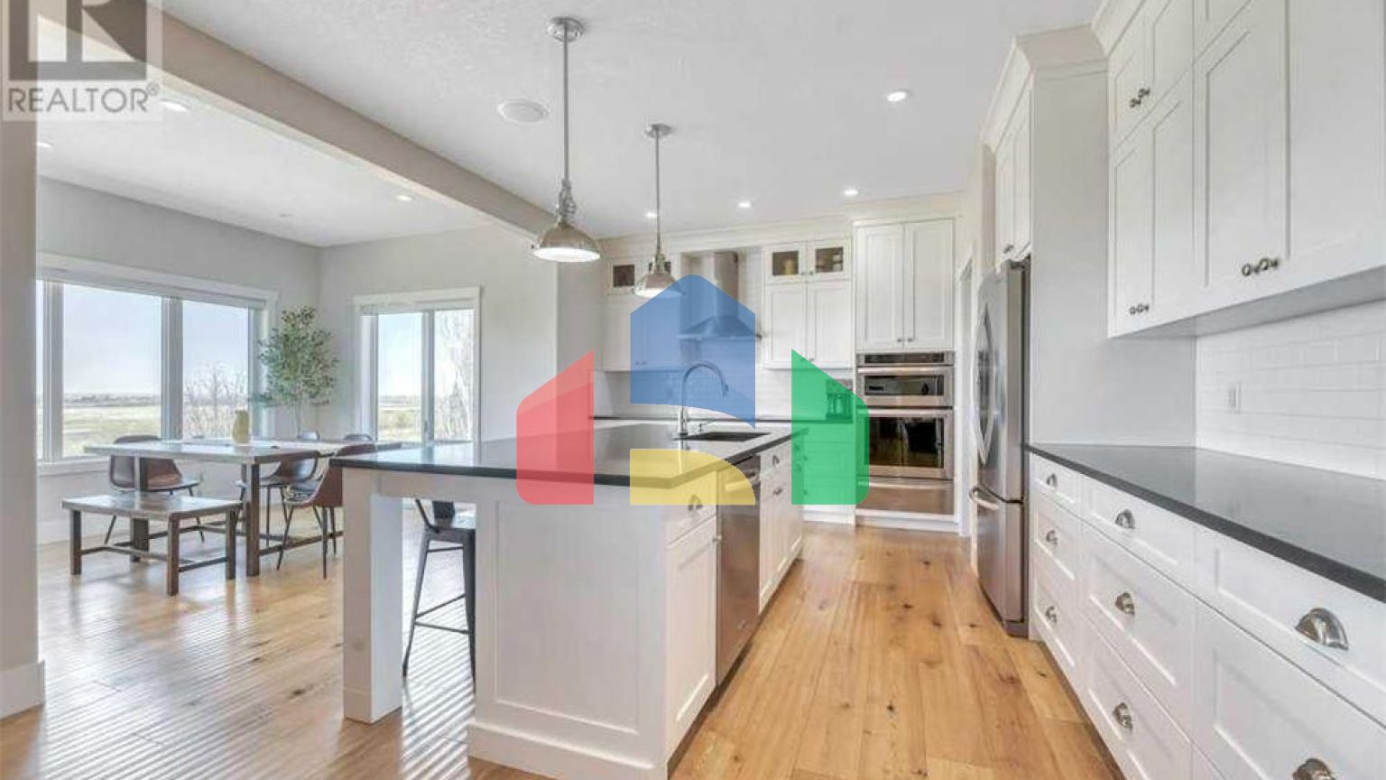 Residential - Single Family Home - Strathmore, Canada - Canada