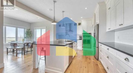 Residential - Single Family Home - Strathmore, Canada - Canada