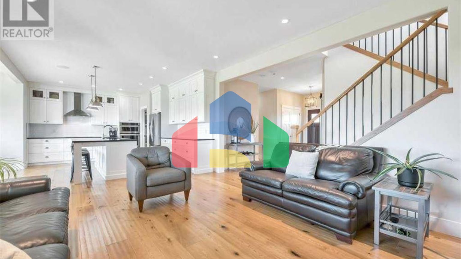 Residential - Single Family Home - Strathmore, Canada - Canada