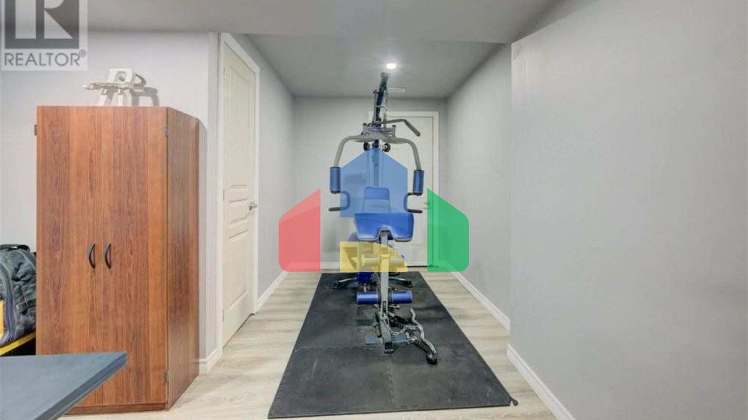 Residential - Single Family Home - Norwich, Canada - Canada