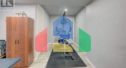 Residential - Single Family Home - Norwich, Canada - Canada