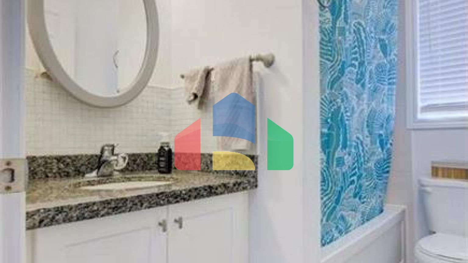 Residential - Single Family Home - Norwich, Canada - Canada