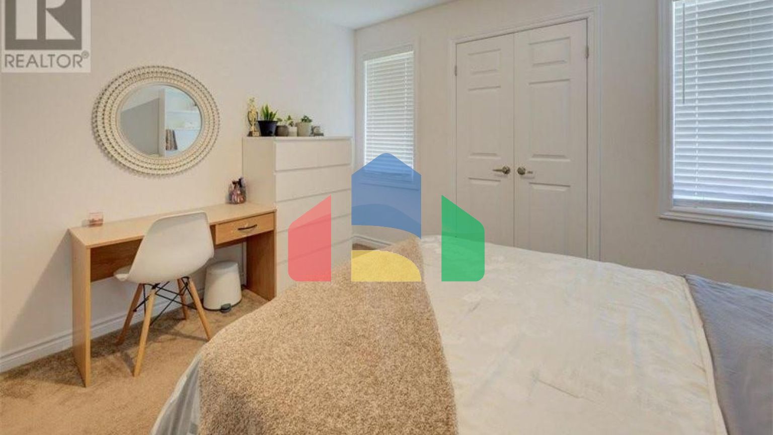 Residential - Single Family Home - Norwich, Canada - Canada