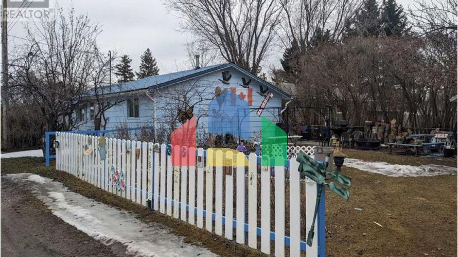 Residential - Single Family Home - Rosemary, Canada - Canada