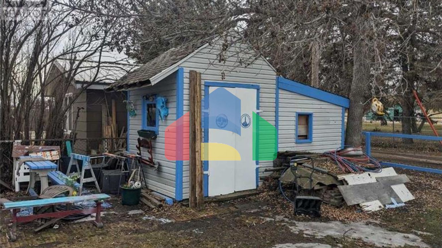 Residential - Single Family Home - Rosemary, Canada - Canada