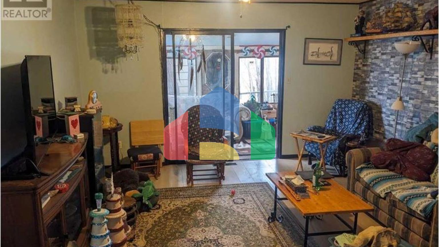 Residential - Single Family Home - Rosemary, Canada - Canada