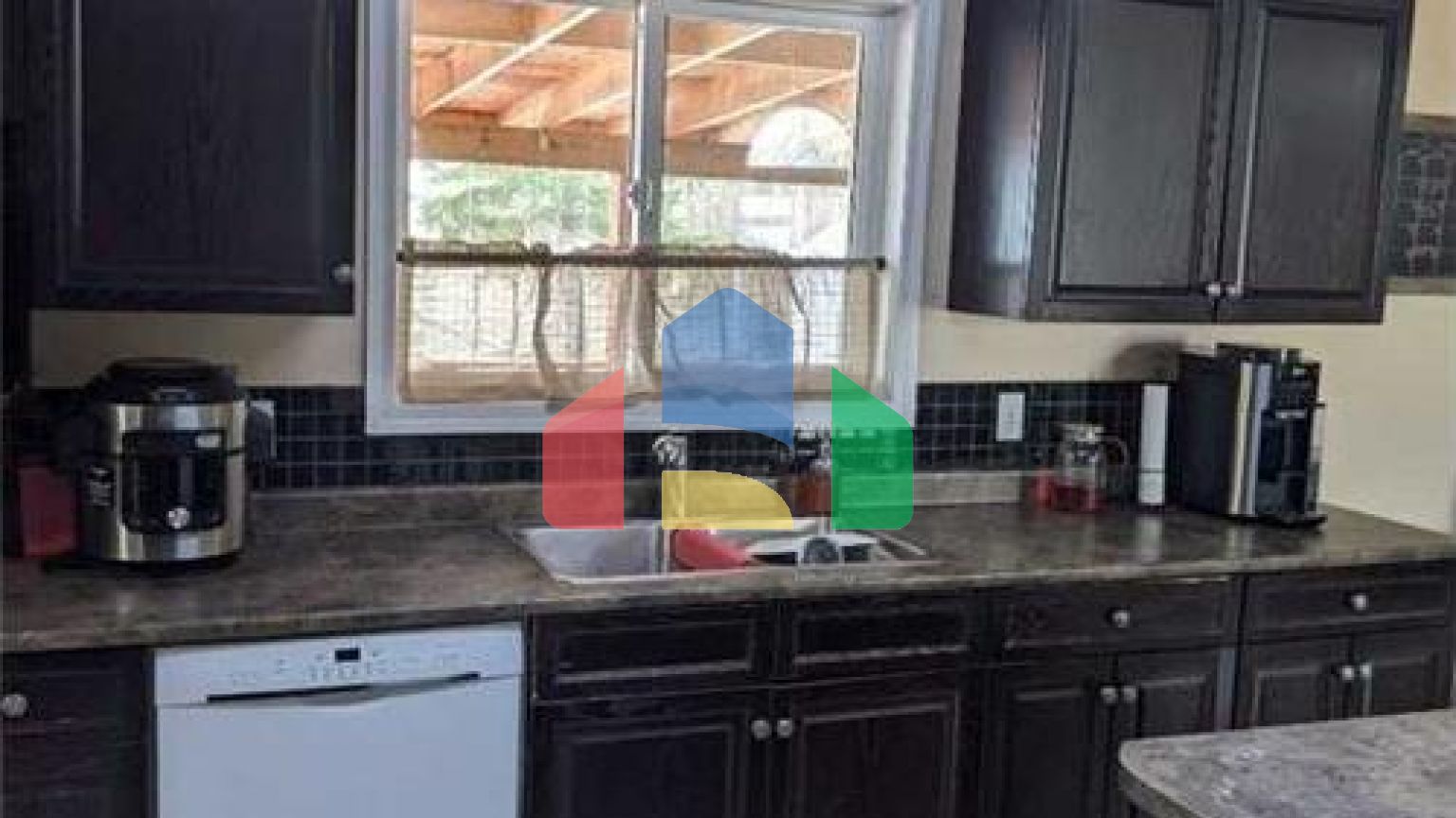 Residential - Single Family Home - Rosemary, Canada - Canada