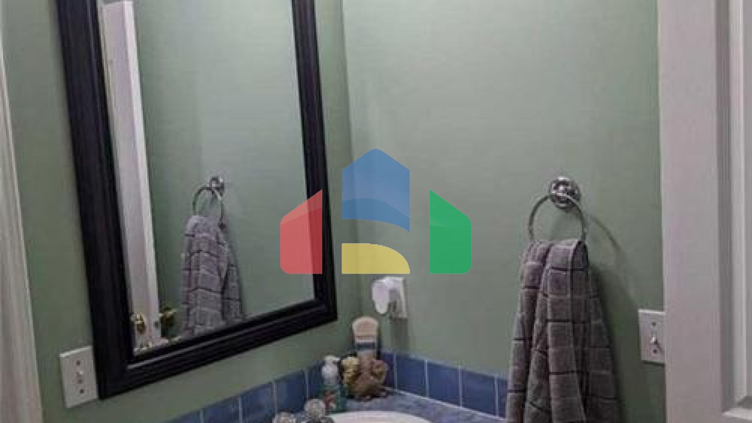 Residential - Single Family Home - Rosemary, Canada - Canada