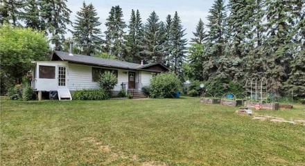 Residential - Single Family Home - Rural Sturgeon County, Canada - Canada