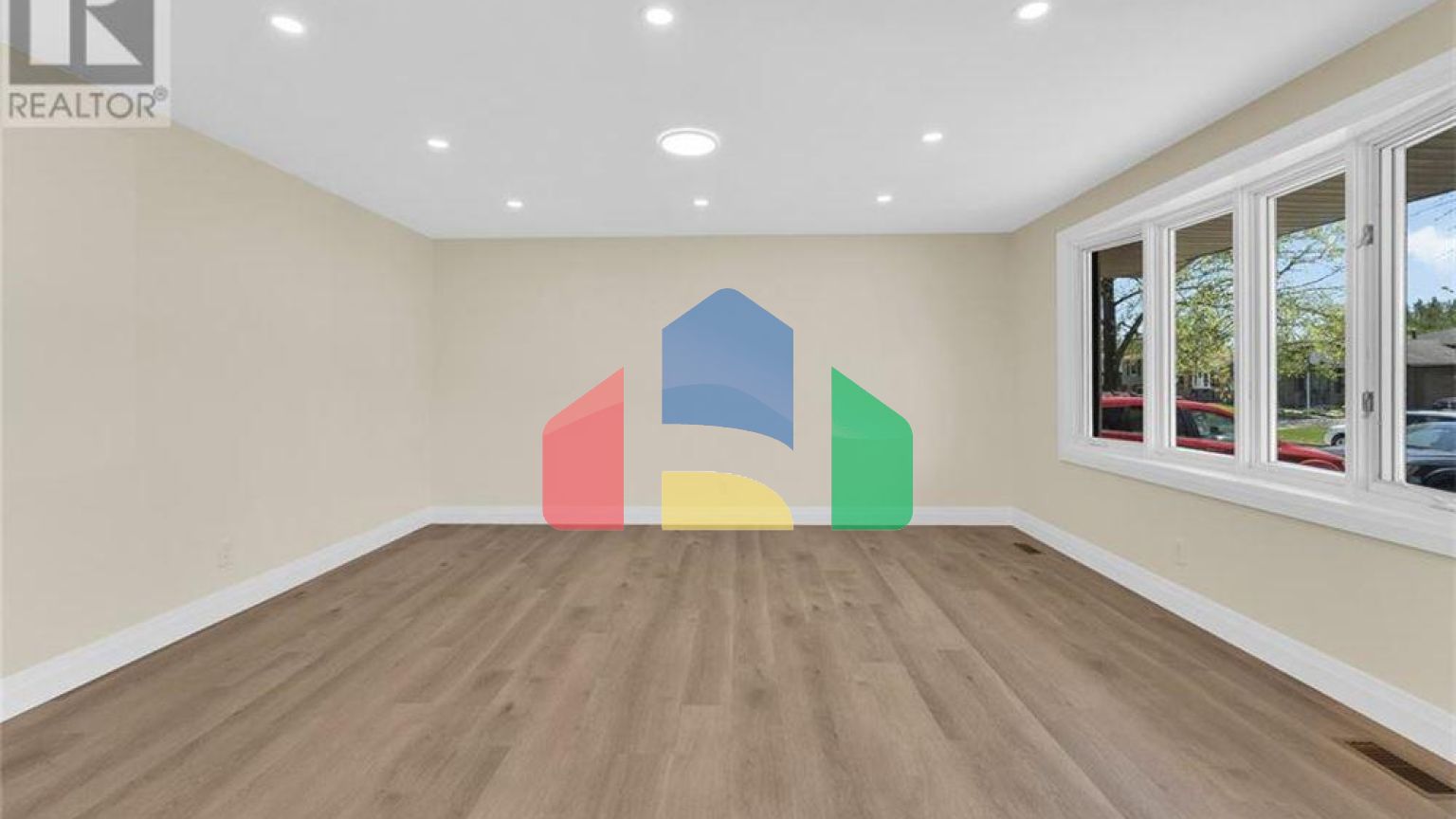 Residential - Single Family Home - Tilbury, Canada - Canada