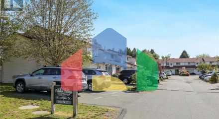 Residential - Townhouse - Comox, Canada - Canada
