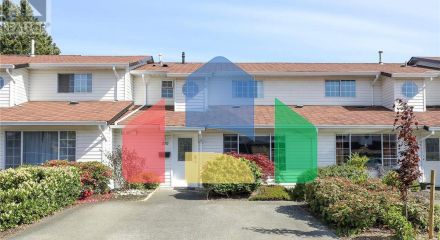 Residential - Townhouse - Comox, Canada - Canada