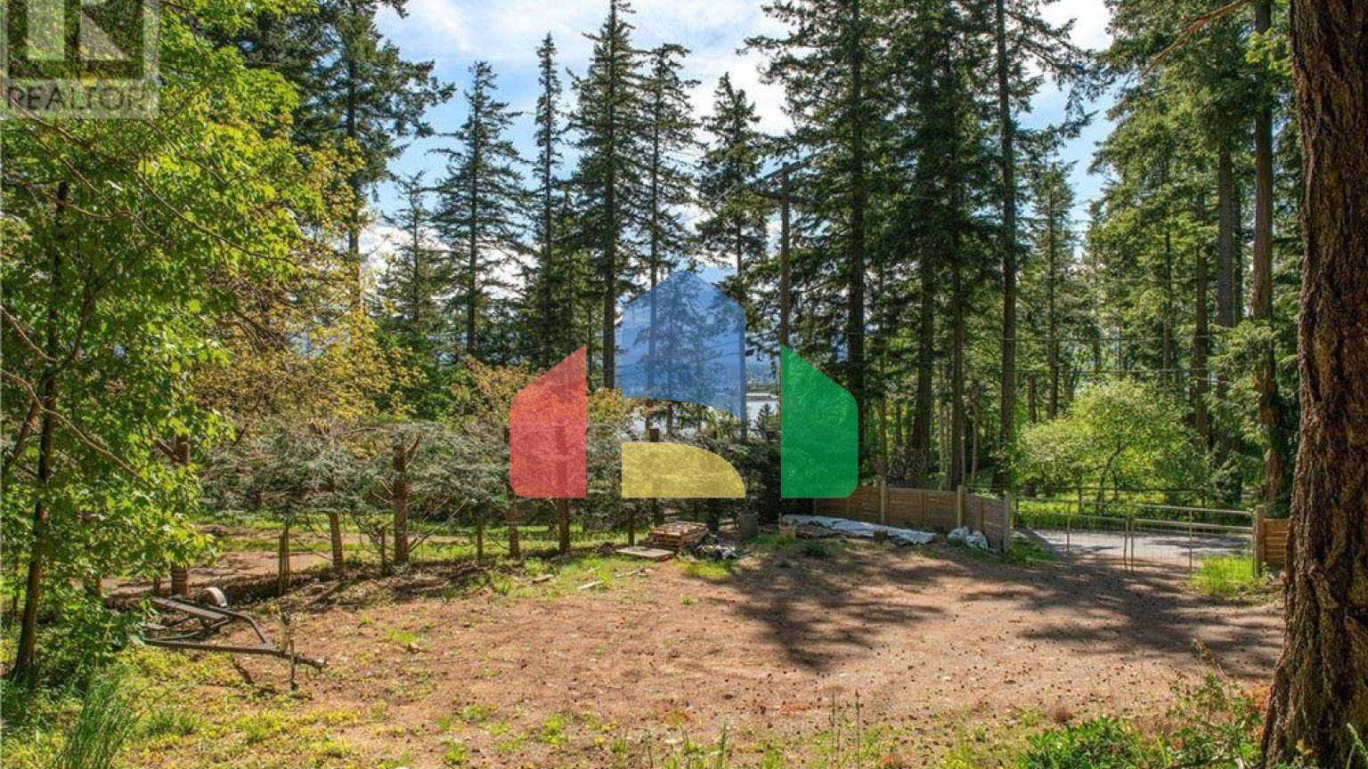 Residential - Single Family Home - Comox, Canada - Canada