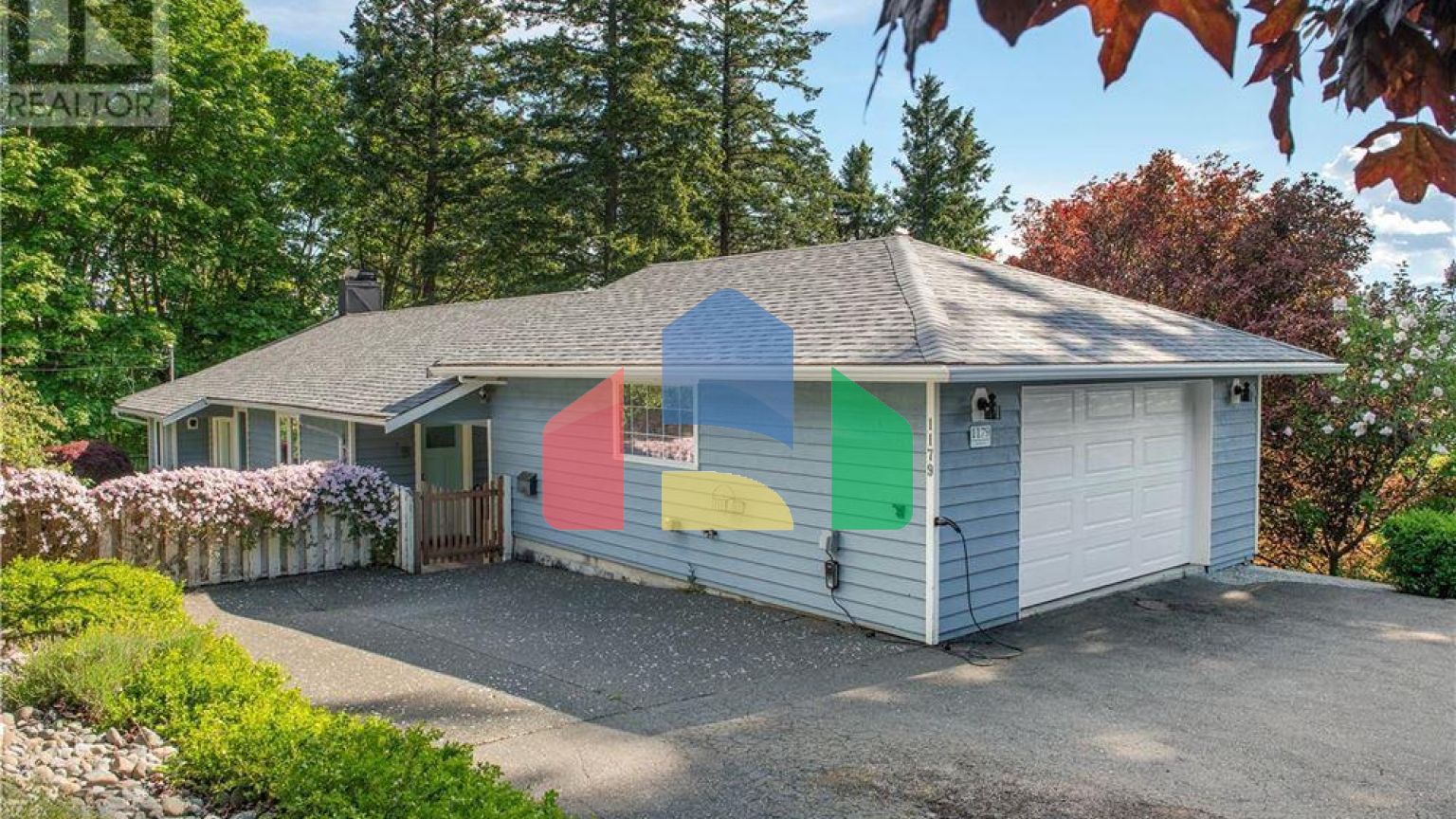 Residential - Single Family Home - Comox, Canada - Canada