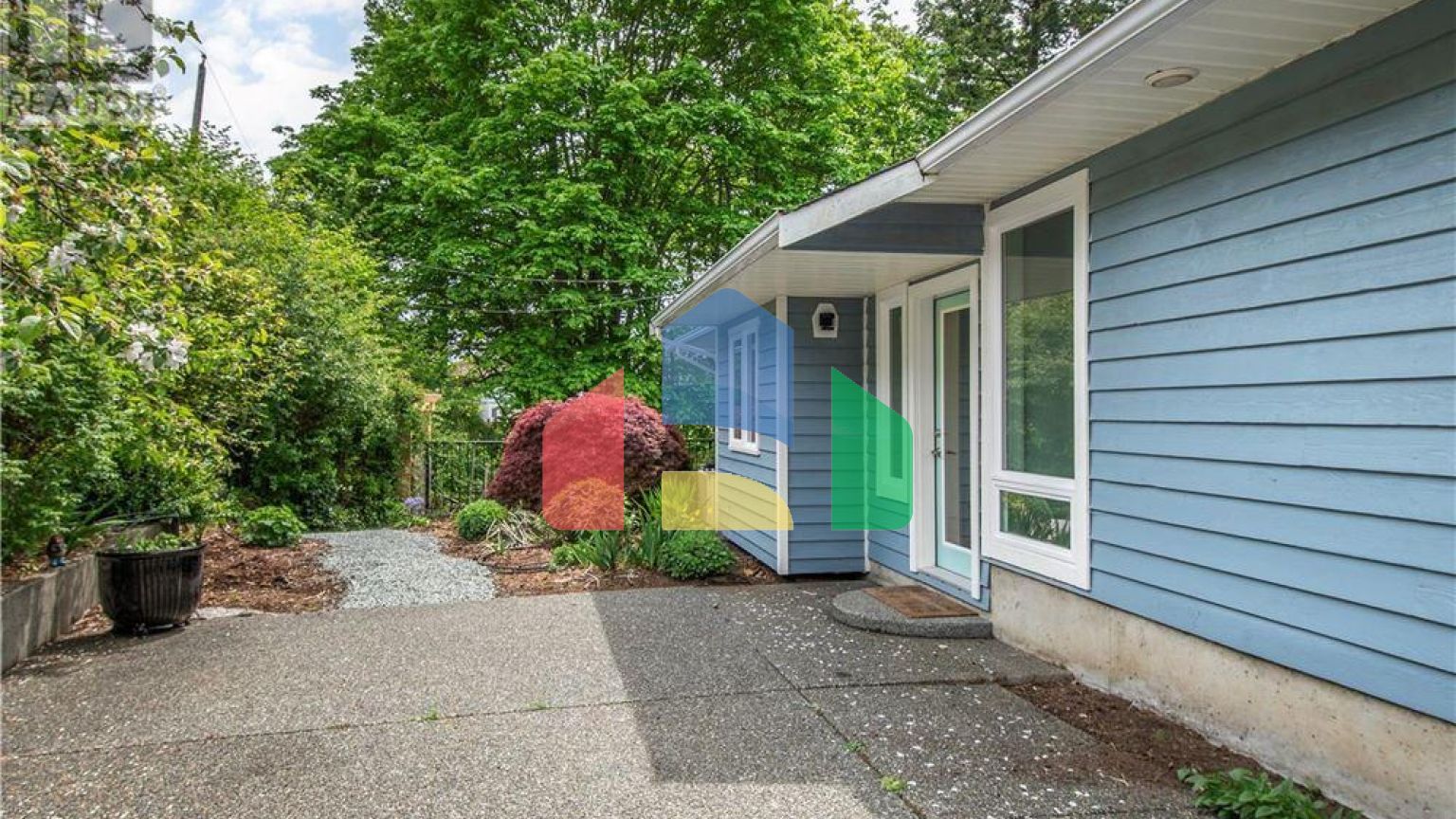 Residential - Single Family Home - Comox, Canada - Canada