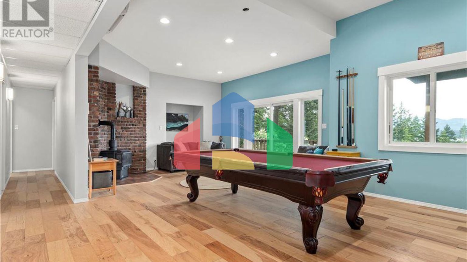 Residential - Single Family Home - Comox, Canada - Canada