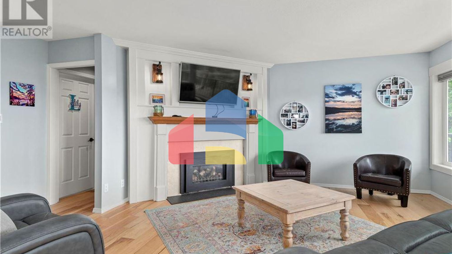 Residential - Single Family Home - Comox, Canada - Canada