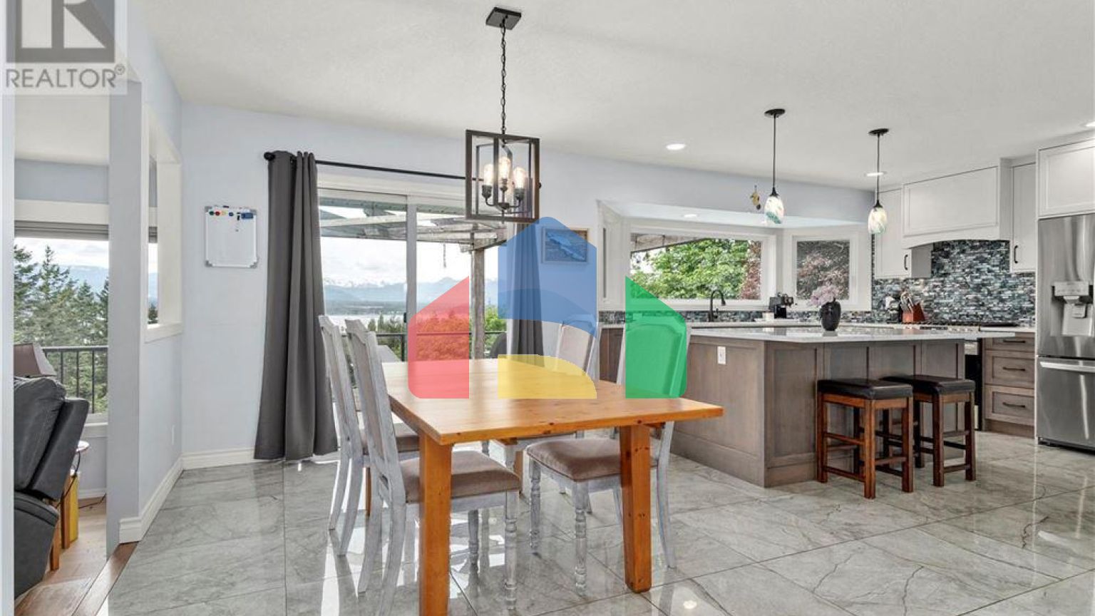 Residential - Single Family Home - Comox, Canada - Canada