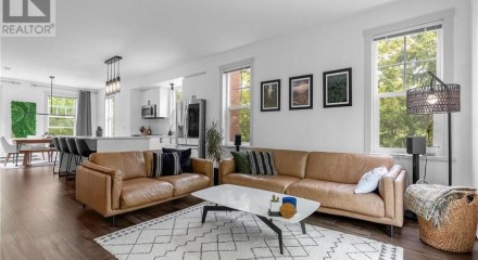 Residential - Townhouse - Port Moody, Canada - Canada