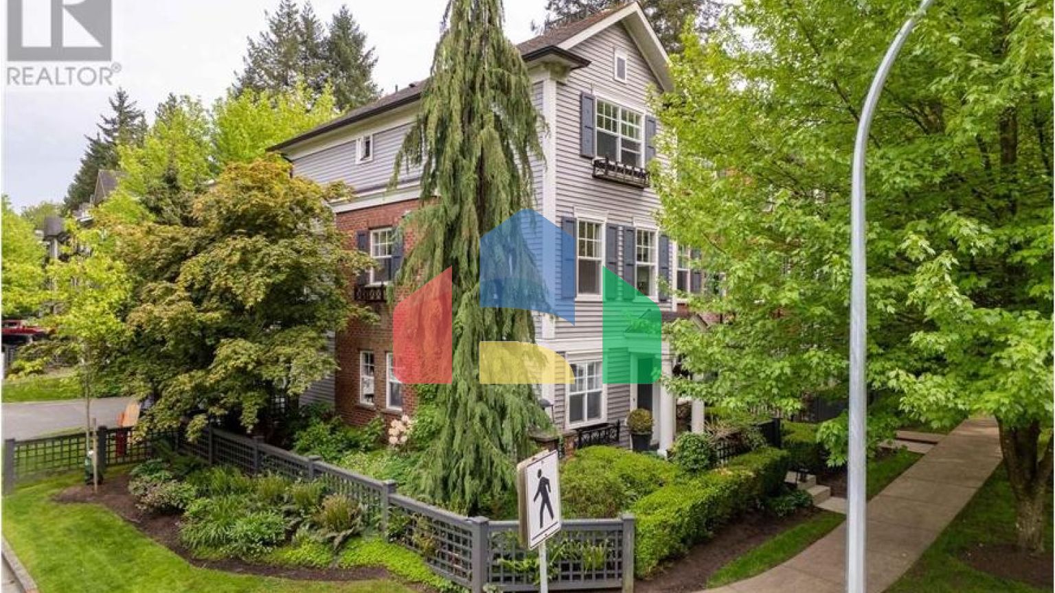 Residential - Townhouse - Port Moody, Canada - Canada