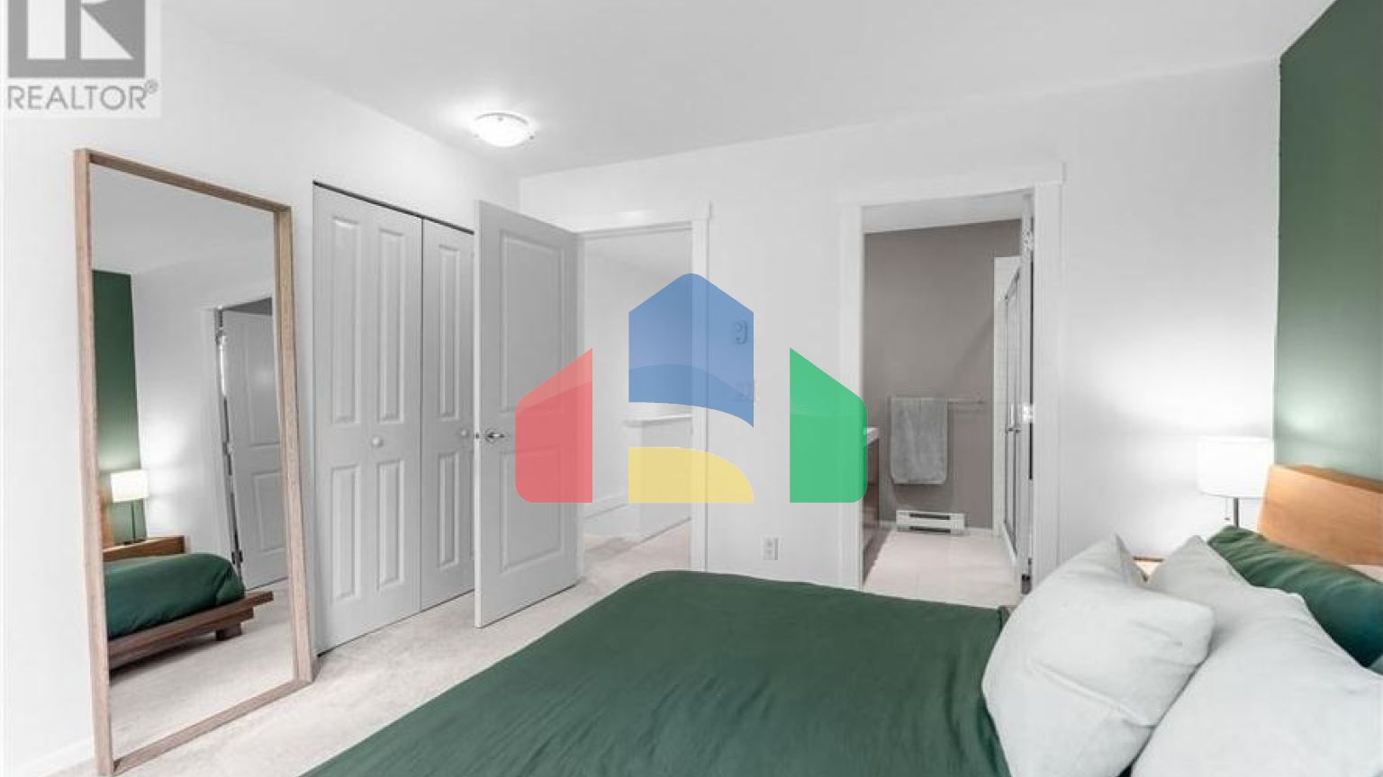 Residential - Townhouse - Port Moody, Canada - Canada