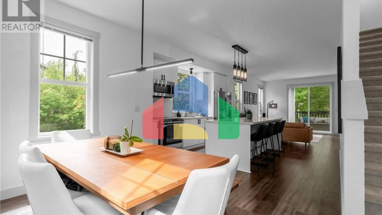 Residential - Townhouse - Port Moody, Canada - Canada