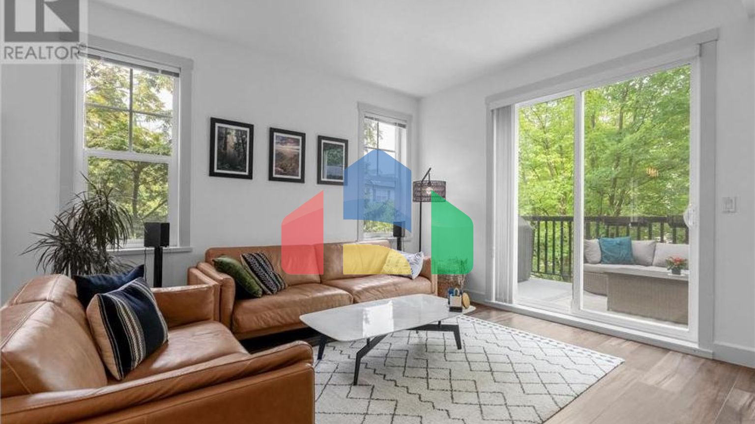 Residential - Townhouse - Port Moody, Canada - Canada