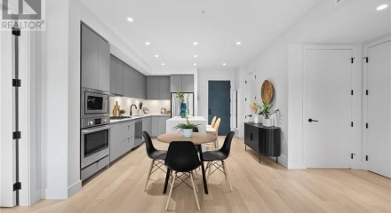 Residential - Condo/Apartment - Port Moody, Canada - Canada