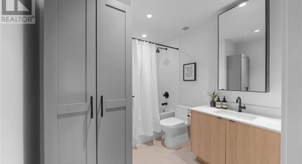 Residential - Condo/Apartment - Port Moody, Canada - Canada