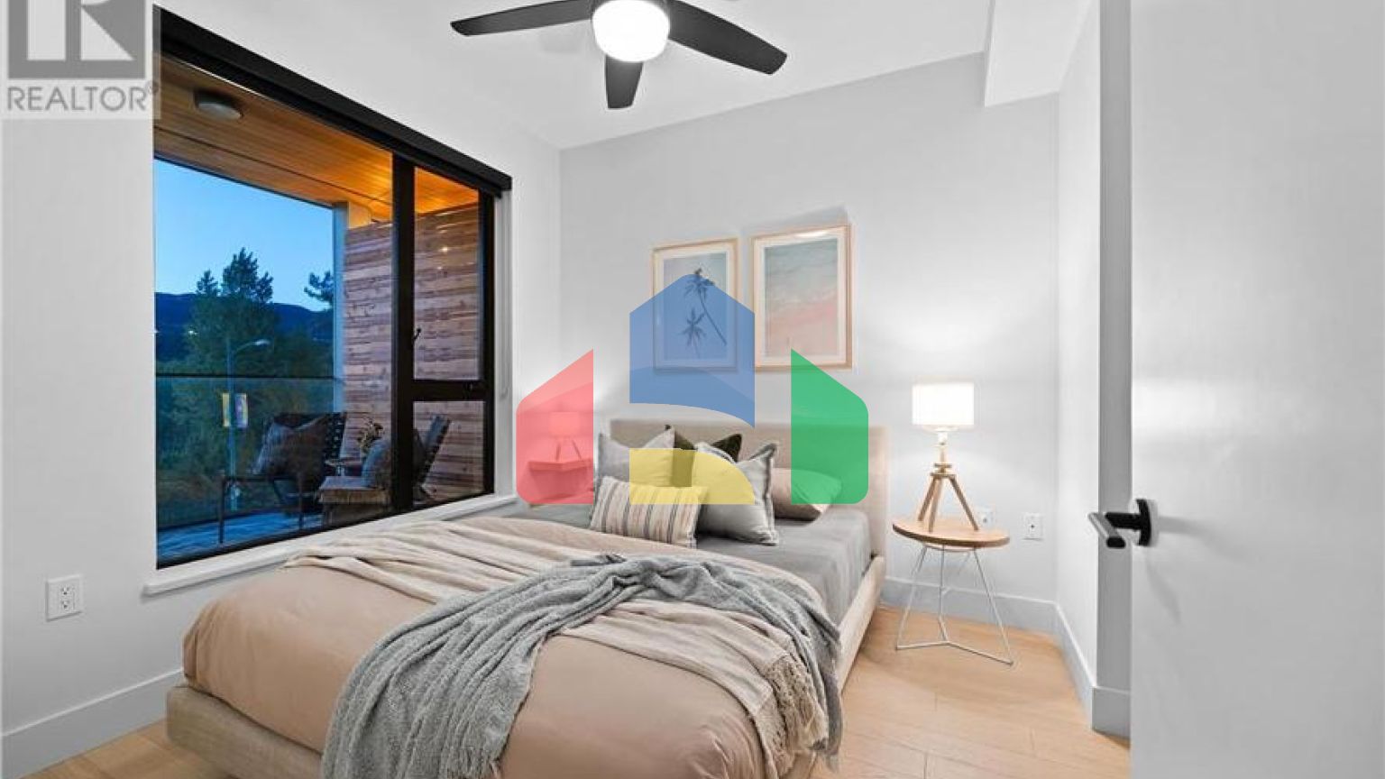 Residential - Condo/Apartment - Port Moody, Canada - Canada