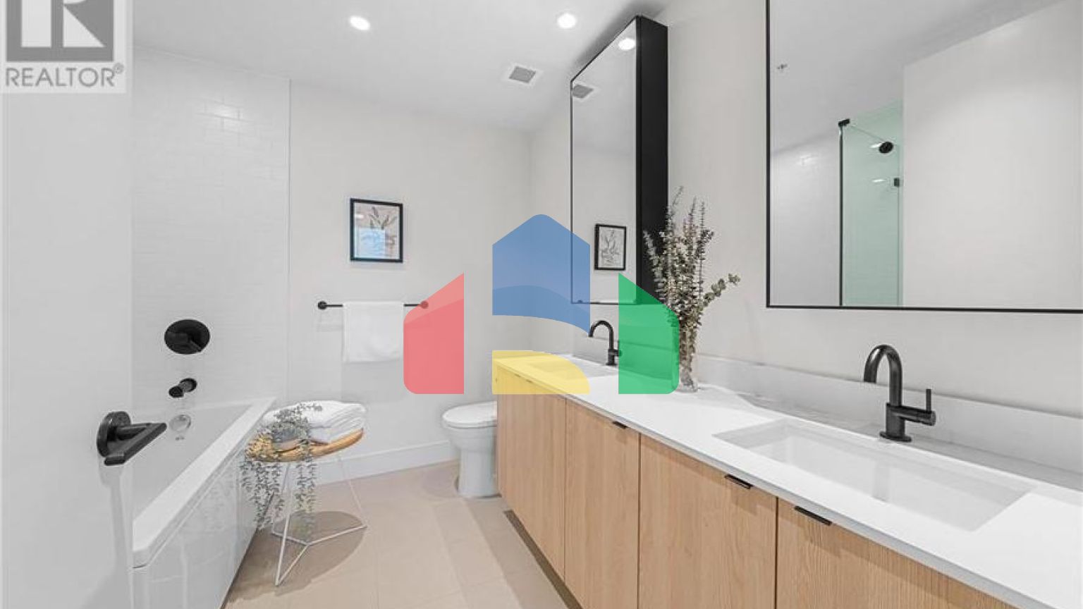 Residential - Condo/Apartment - Port Moody, Canada - Canada