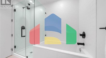 Residential - Condo/Apartment - Port Moody, Canada - Canada Residential - Condo/Apartment - Port Moody, Canada - Canada