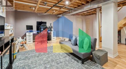 Residential - Single Family Home - Orangeville, Canada - Canada