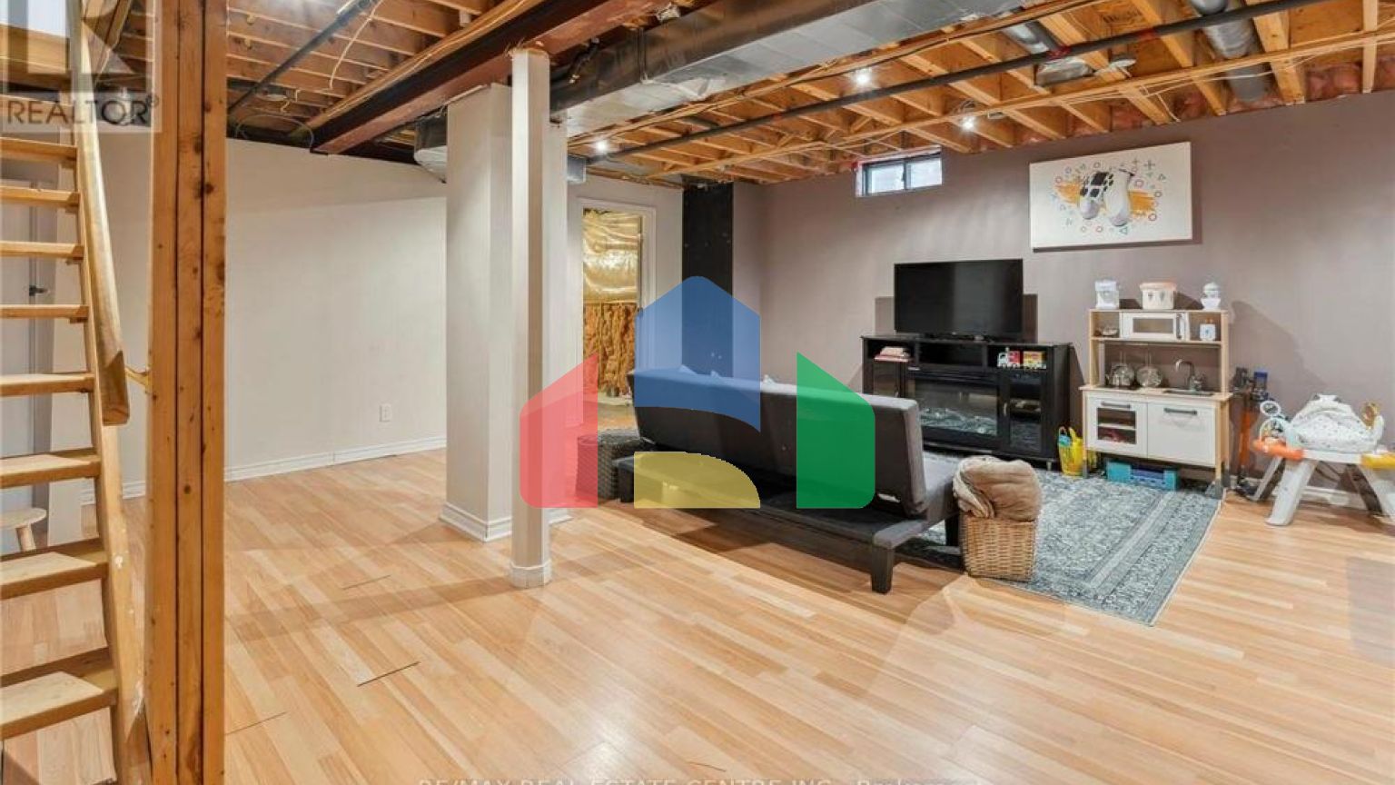 Residential - Single Family Home - Orangeville, Canada - Canada