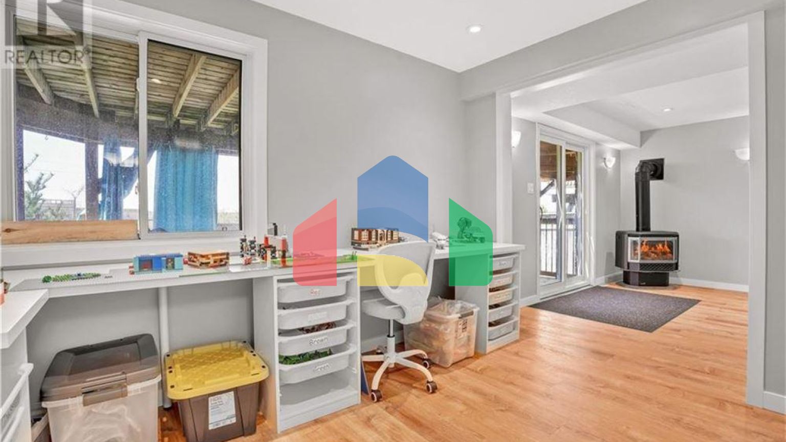 Residential - Single Family Home - Orangeville, Canada - Canada