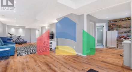 Residential - Single Family Home - Orangeville, Canada - Canada