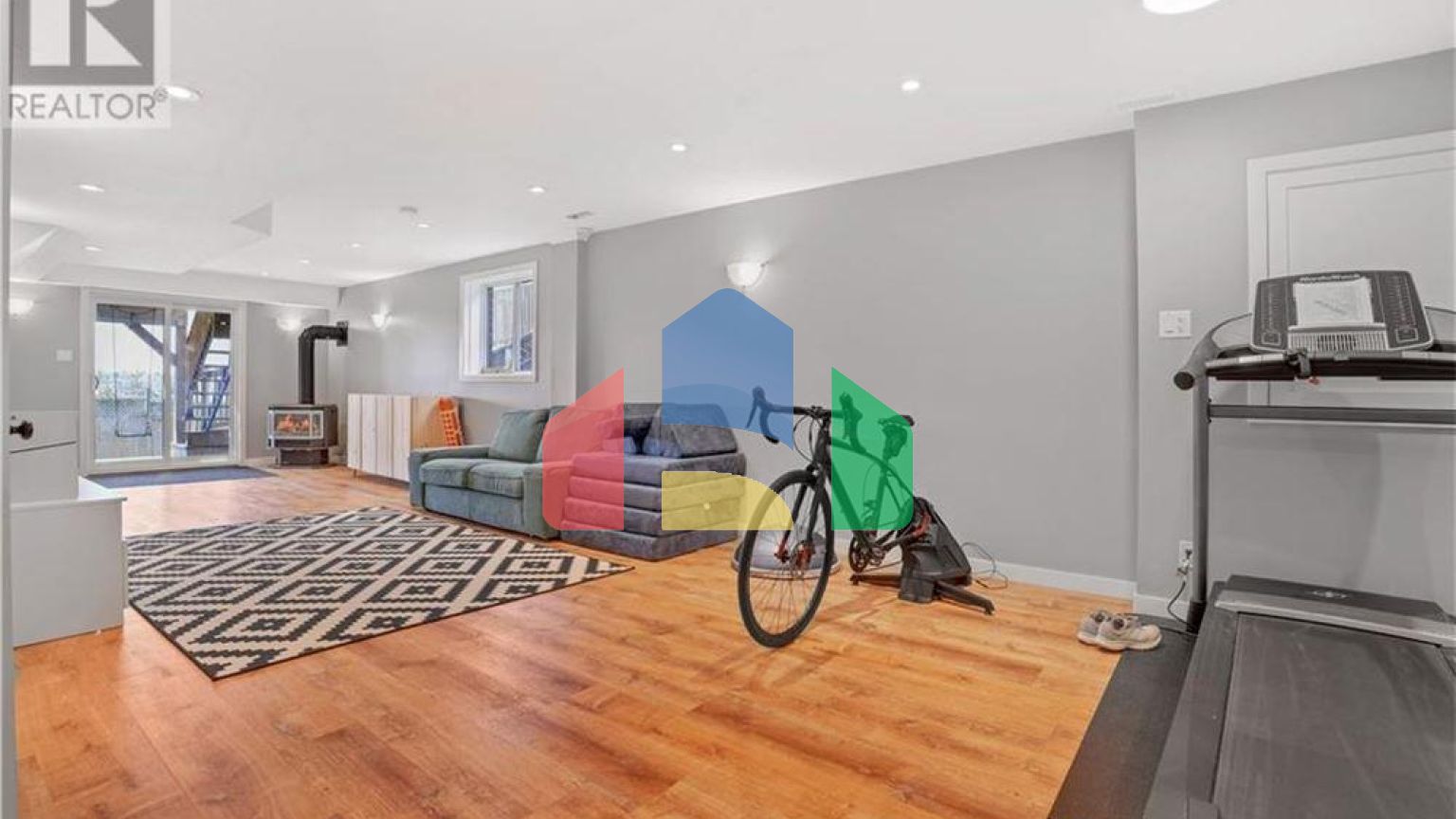 Residential - Single Family Home - Orangeville, Canada - Canada