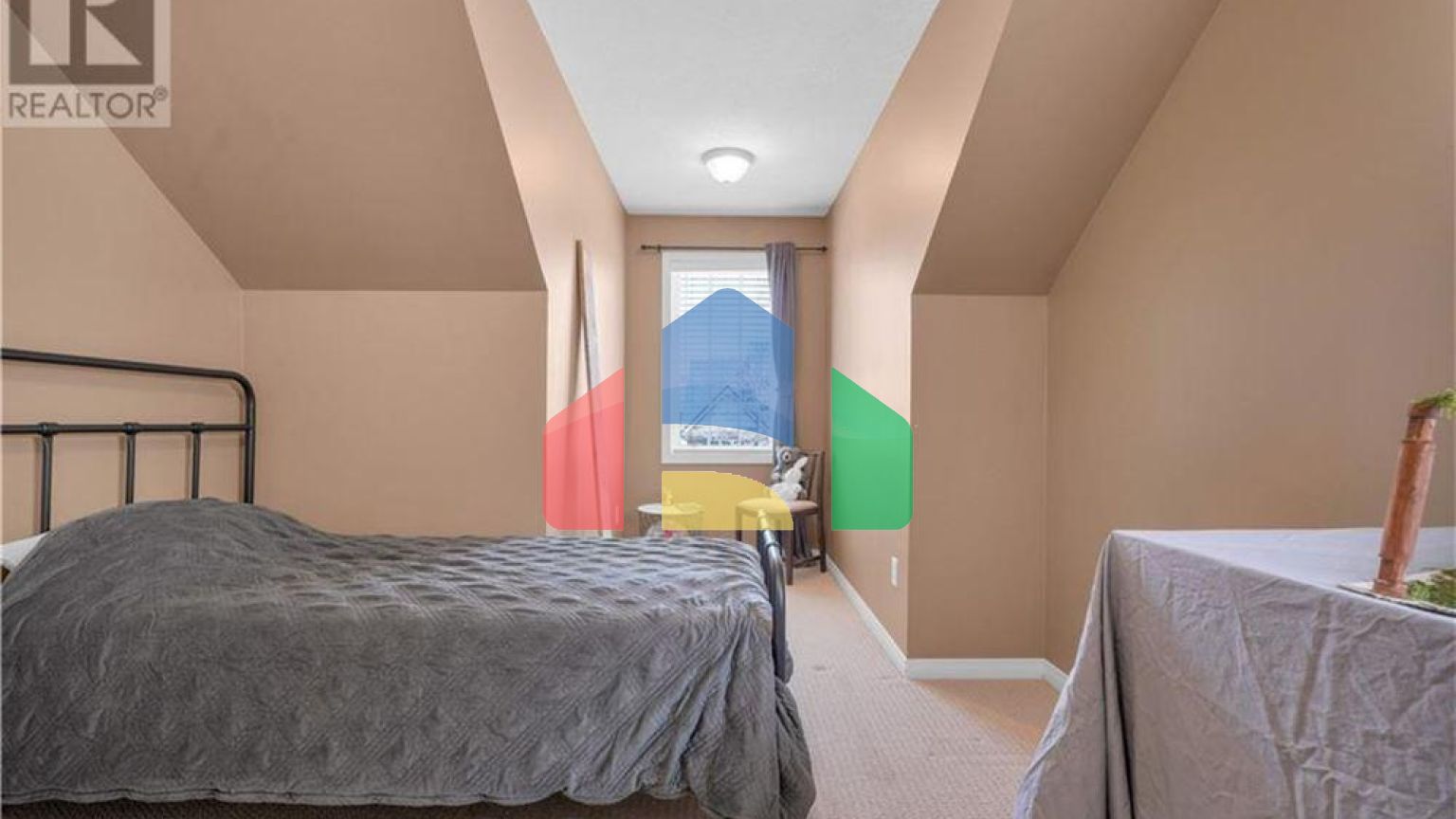 Residential - Single Family Home - Orangeville, Canada - Canada