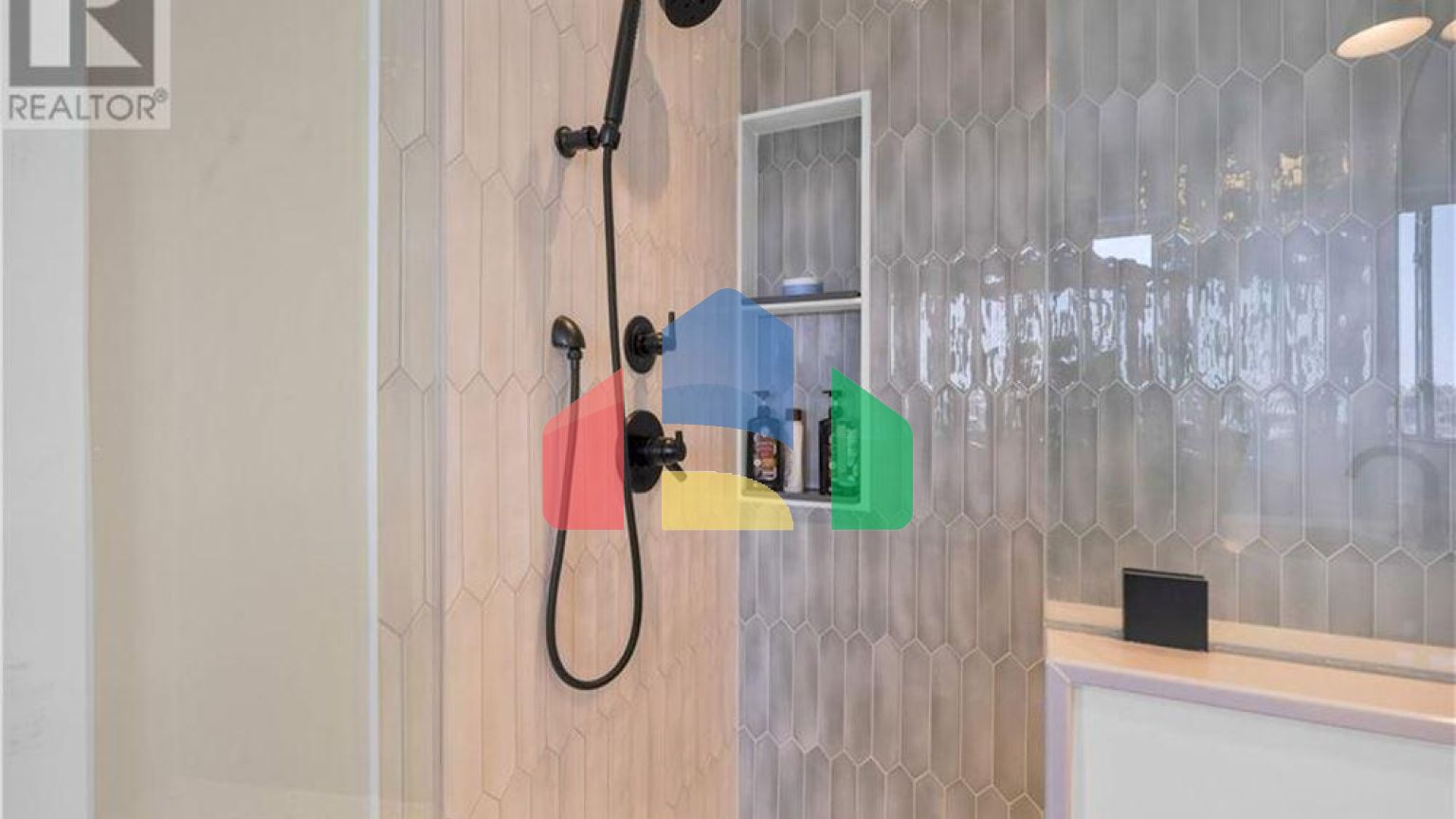 Residential - Single Family Home - Orangeville, Canada - Canada