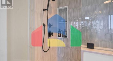 Residential - Single Family Home - Orangeville, Canada - Canada