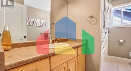 Residential - Single Family Home - Orangeville, Canada - Canada