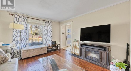 Residential - Single Family Home - Orangeville, Canada - Canada