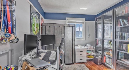 Residential - Single Family Home - Orangeville, Canada - Canada