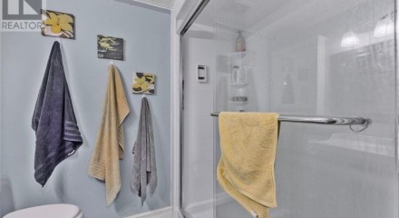Residential - Single Family Home - Orangeville, Canada - Canada