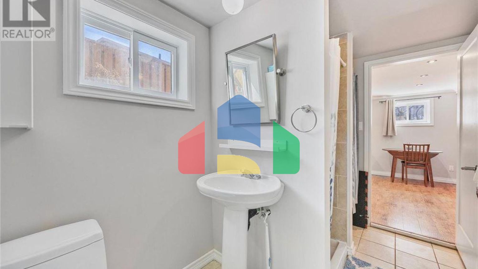 Residential - Single Family Home - Orangeville, Canada - Canada