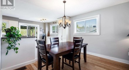 Residential - Single Family Home - Orangeville, Canada - Canada