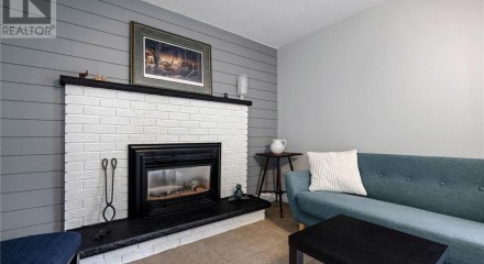 Residential - Single Family Home - Orangeville, Canada - Canada