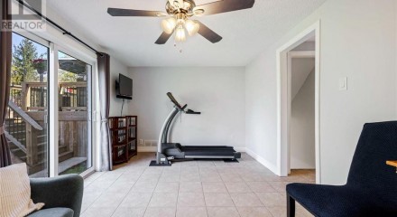 Residential - Single Family Home - Orangeville, Canada - Canada